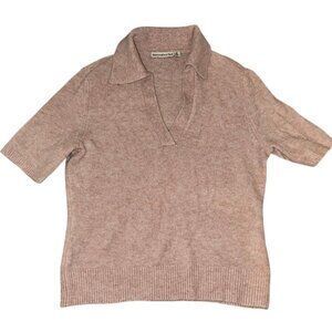 Abercrombie & Fitch Soft pink cashmere shirt with a relaxed fit